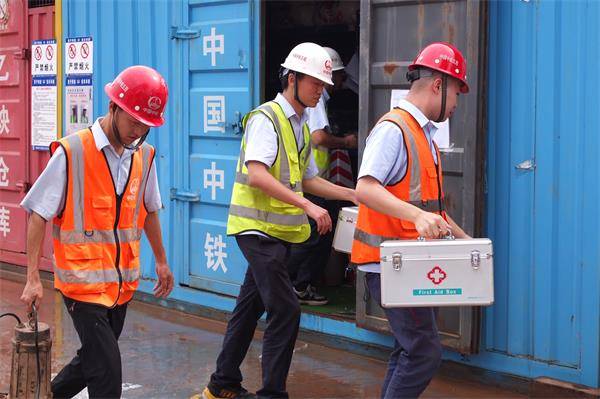 筑牢防汛防線，守護地鐵安全——中鐵五局電務城通公司廣州地鐵十三號線開展防洪防汛應急演練
